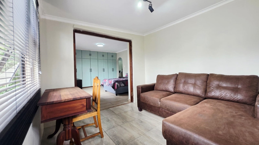 6 Bedroom Property for Sale in The Village Western Cape